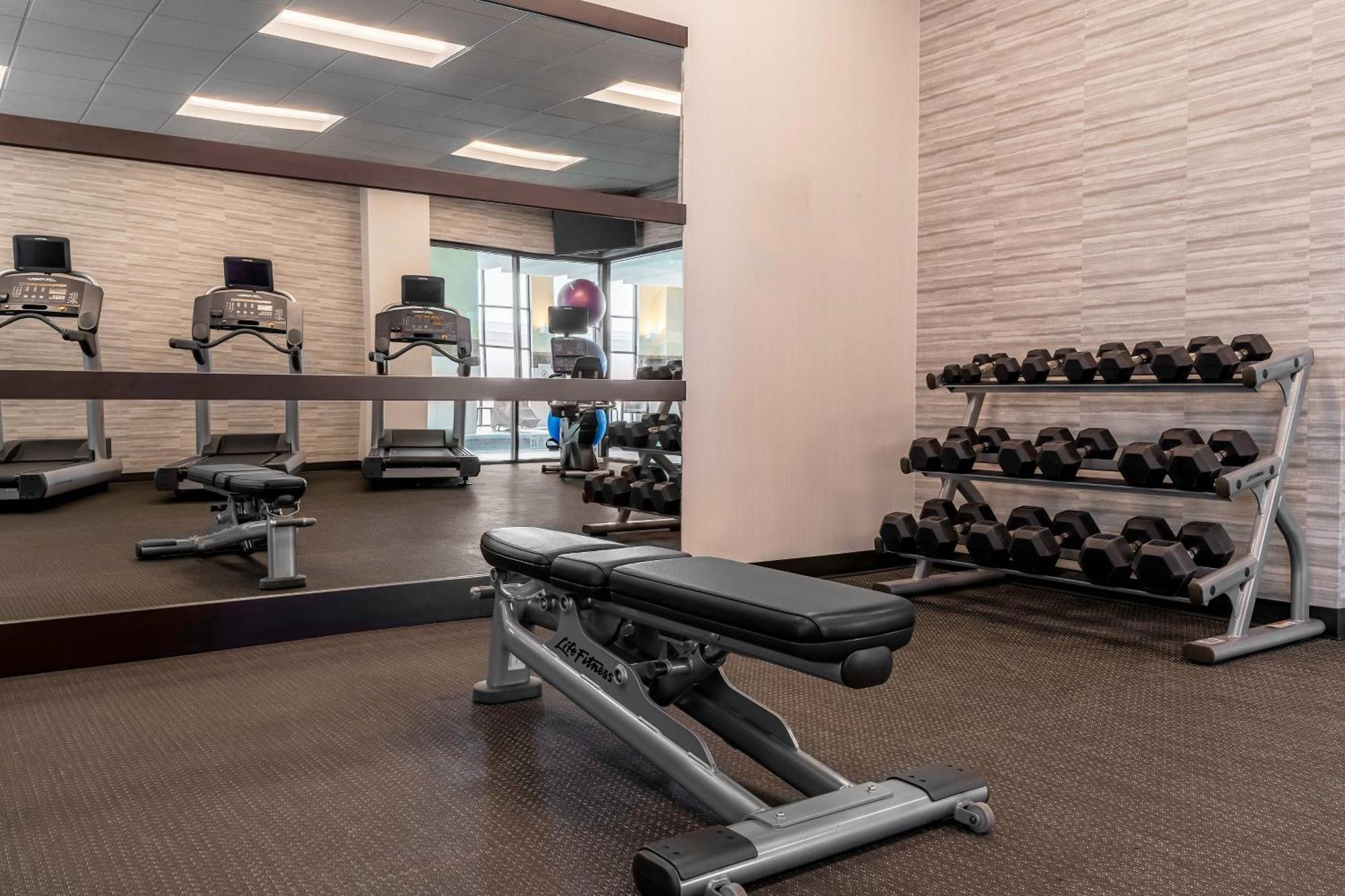 Courtyard By Marriott Salt Lake City Downtown Екстериор снимка